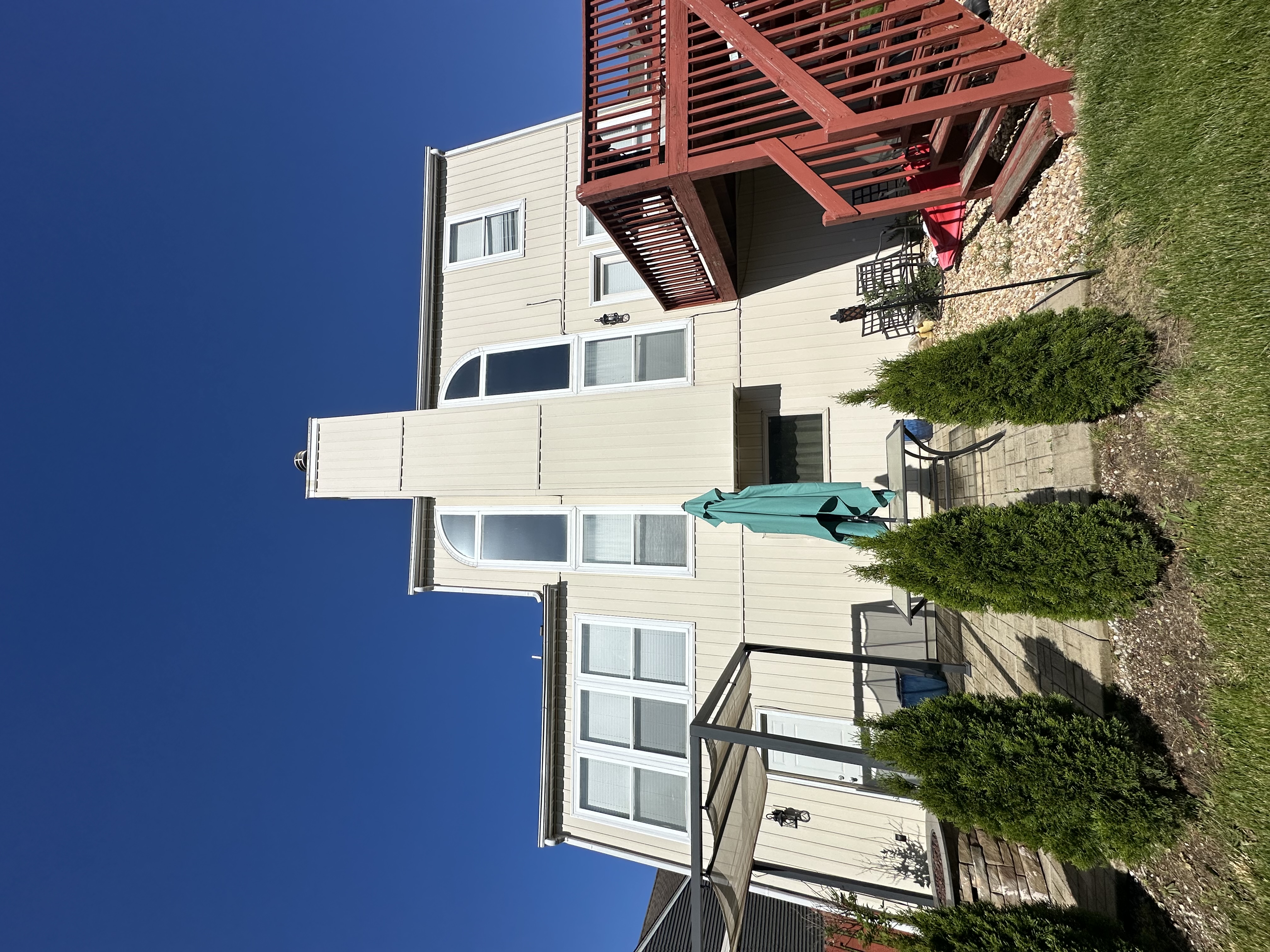 Deck and fence cleaning